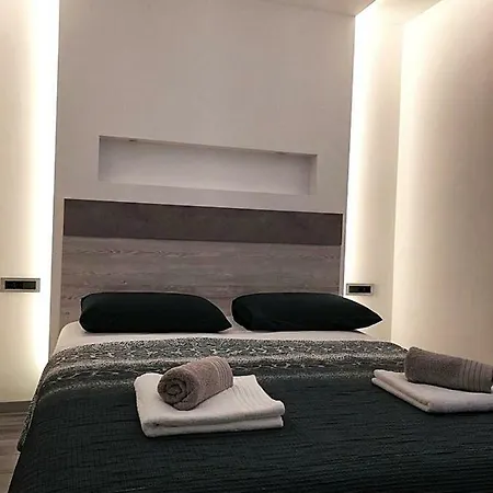 Apartment Dream Split