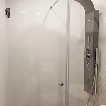 Apartment Dream Split