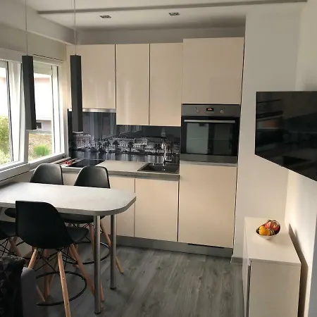 Apartment Dream Split